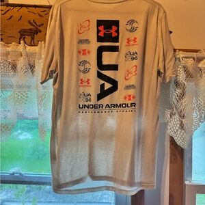 Under Armour Tee-Shirt, Sz-Large, White